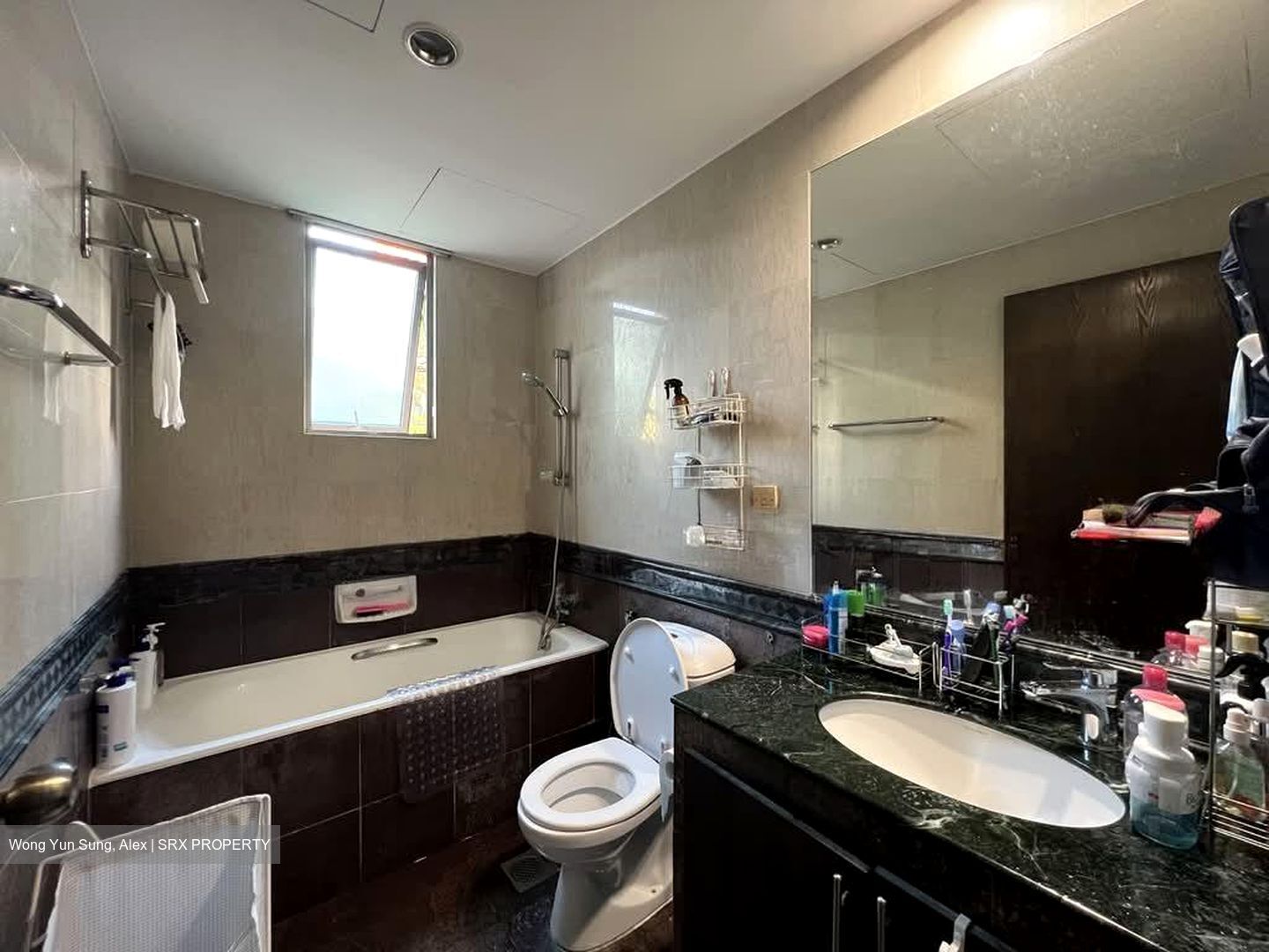 Landbay Condominium (D16), Condominium #569725611